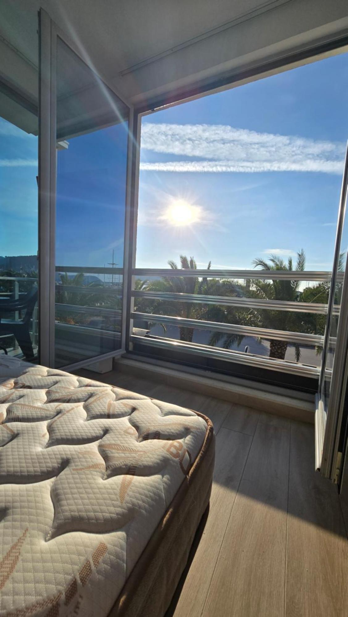 Apartmani Port Bar Rom bilde